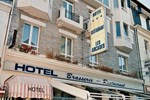 Отель Hotel Les Arcades Отель Hotel Les Arcades