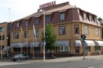 Отель Hotelli Iisalmen Seurahuone Отель Hotelli Iisalmen Seurahuone