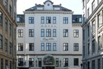 Отель Hotel Kong Arthur Отель Hotel Kong Arthur