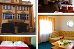 Отель Hotel Central Отель Hotel Central