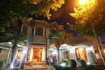 Отель Diplomat HY Hotel Отель Diplomat HY Hotel