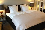 Отель Munkebo Kro & Hotel Отель Munkebo Kro & Hotel