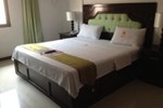 Отель Hafa Adai Court Hotel Отель Hafa Adai Court Hotel