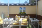 Хостел The Jade Emu International Guesthouse Хостел The Jade Emu International Guesthouse