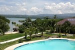 Отель Moalboal Beach Resort Отель Moalboal Beach Resort