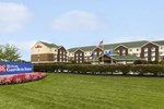 Отель Hilton Garden Inn Islip/MacArthur Airport Отель Hilton Garden Inn Islip/MacArthur Airport