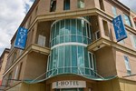Отель i-Hotel@Kota Damansara Отель i-Hotel@Kota Damansara