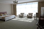 Отель Super 8 Hotel Urumqi Tai Yuan Road Ya Zhong Отель Super 8 Hotel Urumqi Tai Yuan Road Ya Zhong