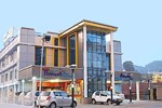 Отель Ponmari Residencyy Отель Ponmari Residencyy