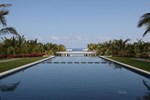 Отель La Tranquila Breath Taking Resort Spa Отель La Tranquila Breath Taking Resort Spa