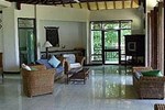 Отель Bajo Komodo Eco Lodge Отель Bajo Komodo Eco Lodge