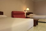 Отель Penuin Hotel Отель Penuin Hotel