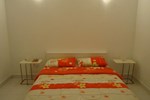 Отель Red Door Apartment Отель Red Door Apartment