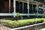 Отель Hotel Pandu Lakeside Tuktuk Отель Hotel Pandu Lakeside Tuktuk