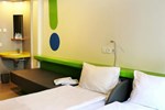Отель POP! Hotel Airport Jakarta Отель POP! Hotel Airport Jakarta