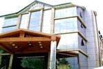 Отель Hotel Kalinga Grand Отель Hotel Kalinga Grand