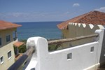 Апартаменты Blue Fish Beachfront Condos Апартаменты Blue Fish Beachfront Condos