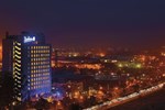 Отель Radisson Blu Hotel, Greater Noida Отель Radisson Blu Hotel, Greater Noida