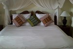 Отель Deddy's Beach Bungalow's Отель Deddy's Beach Bungalow's