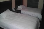 Отель Greentree Inn Zhenjiang Jurong New Bus Station Express Hotel Отель Greentree Inn Zhenjiang Jurong New Bus Station Express Hotel