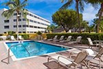 Отель Holiday Inn Express Hotel & Suites Kendall East-Miami Отель Holiday Inn Express Hotel & Suites Kendall East-Miami