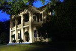 Отель Monmouth Historic Inn Отель Monmouth Historic Inn