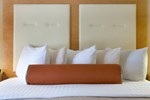 Отель Millwood Inn & Suites Отель Millwood Inn & Suites