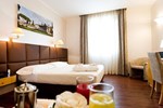 Отель Hotel Minerva Отель Hotel Minerva