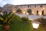 Отель Artemisia Resort Отель Artemisia Resort