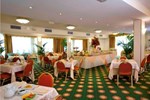 Отель Hotel De Londres Отель Hotel De Londres