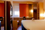 Отель ibis Grenoble Centre Отель ibis Grenoble Centre