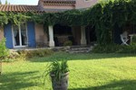Мини-отель Chambre d’Hôtes au Pied des Alpilles Мини-отель Chambre d’Hôtes au Pied des Alpilles