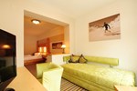 Отель Hotel Toni Отель Hotel Toni