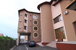 Отель Hotel Ambiance Отель Hotel Ambiance