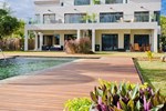 Апартаменты Olana Beachfront Apartments Апартаменты Olana Beachfront Apartments