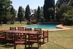 Отель Sarabi Country Lodge Отель Sarabi Country Lodge