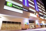 Отель Holiday Inn Express Bahrain Отель Holiday Inn Express Bahrain
