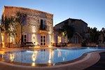 Отель La Grenadine Hotel Отель La Grenadine Hotel