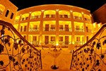 Мини-отель Izala Hotel Мини-отель Izala Hotel