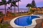 Отель Waters Edge Boutique Hotel Отель Waters Edge Boutique Hotel