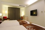 Отель Mola Mola Four Seasons Hotel Отель Mola Mola Four Seasons Hotel