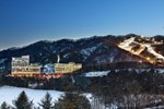Отель Hanwha Resort Phoenix Park Отель Hanwha Resort Phoenix Park