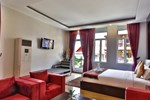 Отель King Grand Suites Boutique Hotel Отель King Grand Suites Boutique Hotel