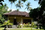 Мини-отель Bali Lege Beach Bungalows Мини-отель Bali Lege Beach Bungalows