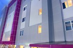 Отель favehotel Kelapa Gading Отель favehotel Kelapa Gading