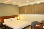 Отель Hotel One Hussain Chowk Отель Hotel One Hussain Chowk