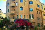 Отель Retno Hotel Отель Retno Hotel