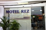 Отель Rez Motel Отель Rez Motel