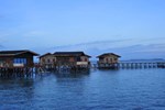 Отель Pom Pom Island Resort Отель Pom Pom Island Resort