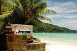 Отель Arwana Perhentian Eco Resort & Beach Chalet Отель Arwana Perhentian Eco Resort & Beach Chalet